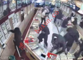 70秒洗劫150万美元！美国加州金店遭“闪电式抢劫” 多人被捕
