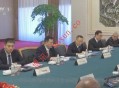 王小洪会见新加坡内政部长尚穆根 中新将深化执法安全合作