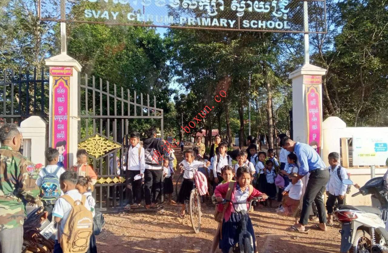 柬泰冲突升级｜柬埔寨边境四省377所学校紧急停课 超7.8万学生受影响