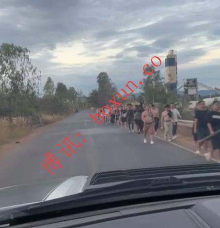 奥斯马小树林现大量非法营运者逃散迹象 当局加强周边巡查