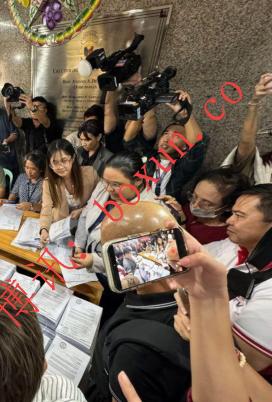 多团体向监察署递交大量文件，控告副总统莎拉涉违规行为