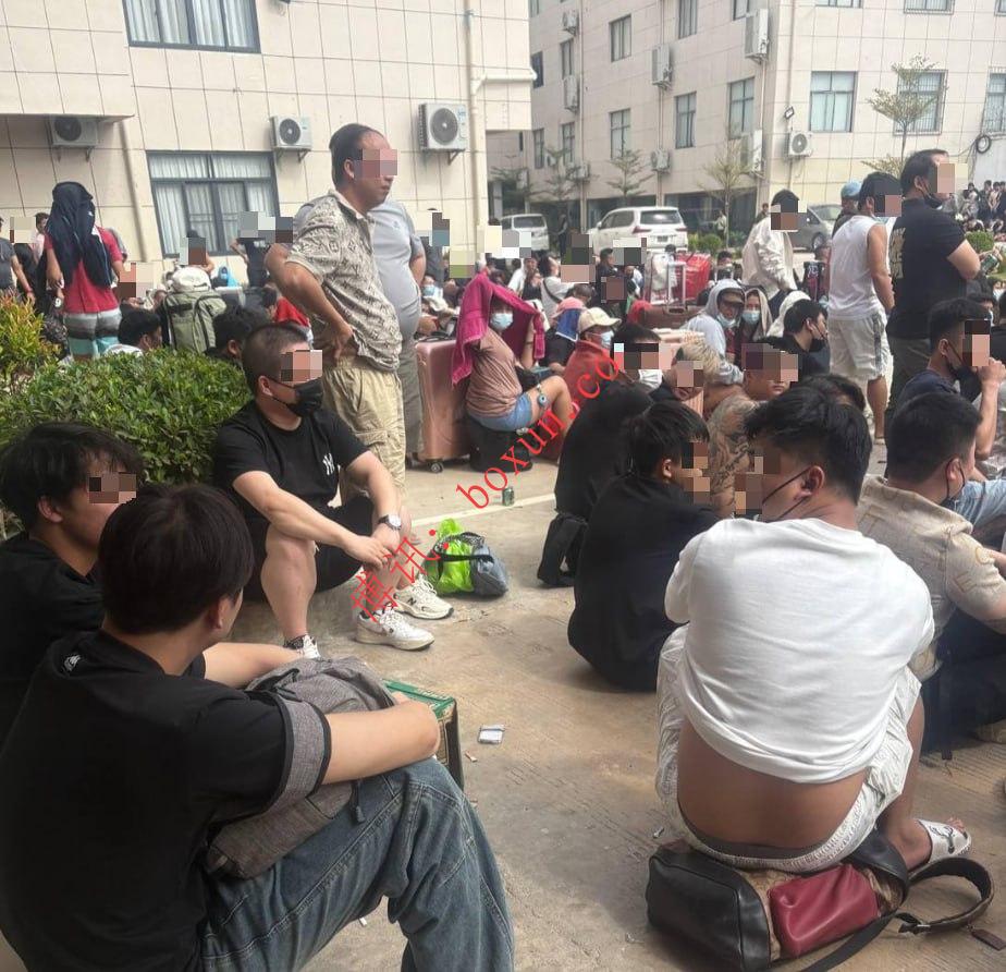 网友反馈：从12号现在苗瓦底13号码头自由女神进来政府军