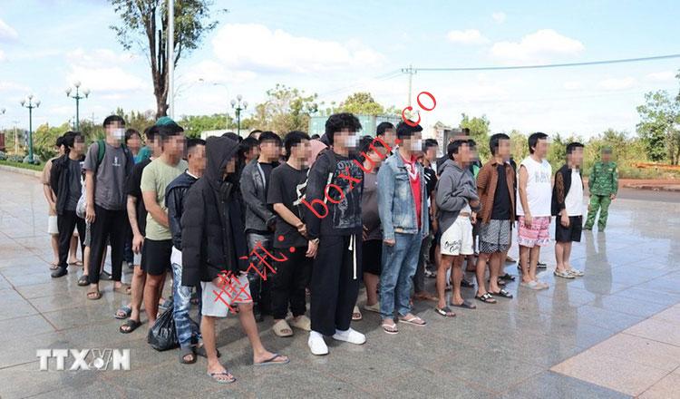 柬埔寨遣返63名越南人，其中42人曾从边境诈骗园区脱逃