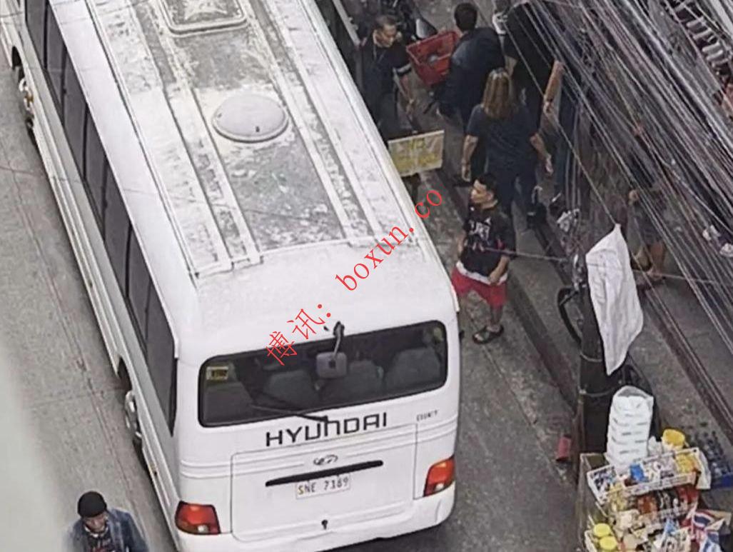 菲律宾移民局在马尼拉墨拉兰区展开突击执法 华社提醒注意证件安全