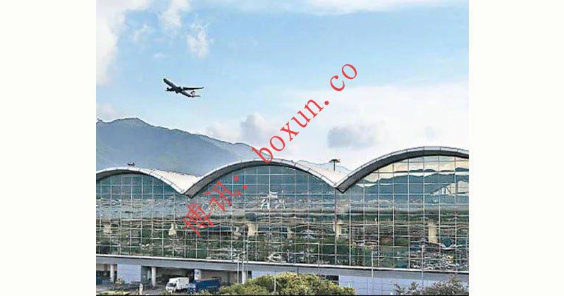 47岁中国男子涉航班盗窃被捕，另有乘客因机上吸烟遭调查